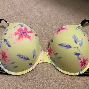 Push-Up Bra (do not purchase)